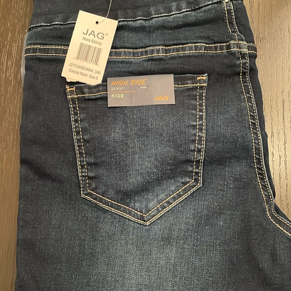 Jag “Nora” Jeans